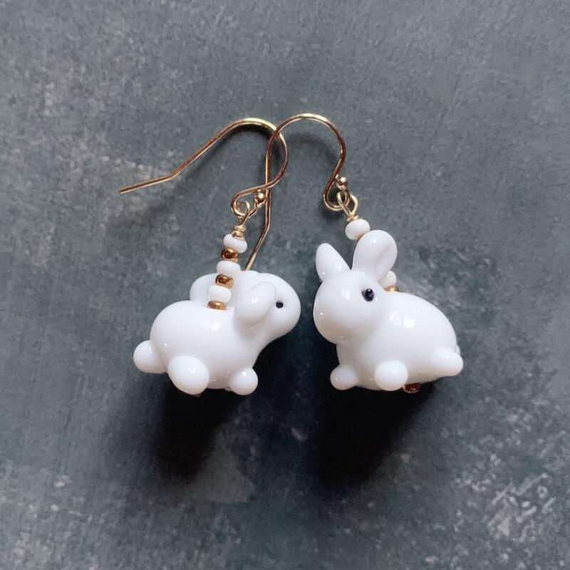 Necklace set | Artisan glass lampwork bunny beads, 1940s jet black puzzle beads, mid-century white glass beads
