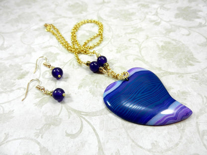 Blue and Purple Agate Heart Pendant Necklace Gold Wire Wrapped with Matching Amethyst Earrings