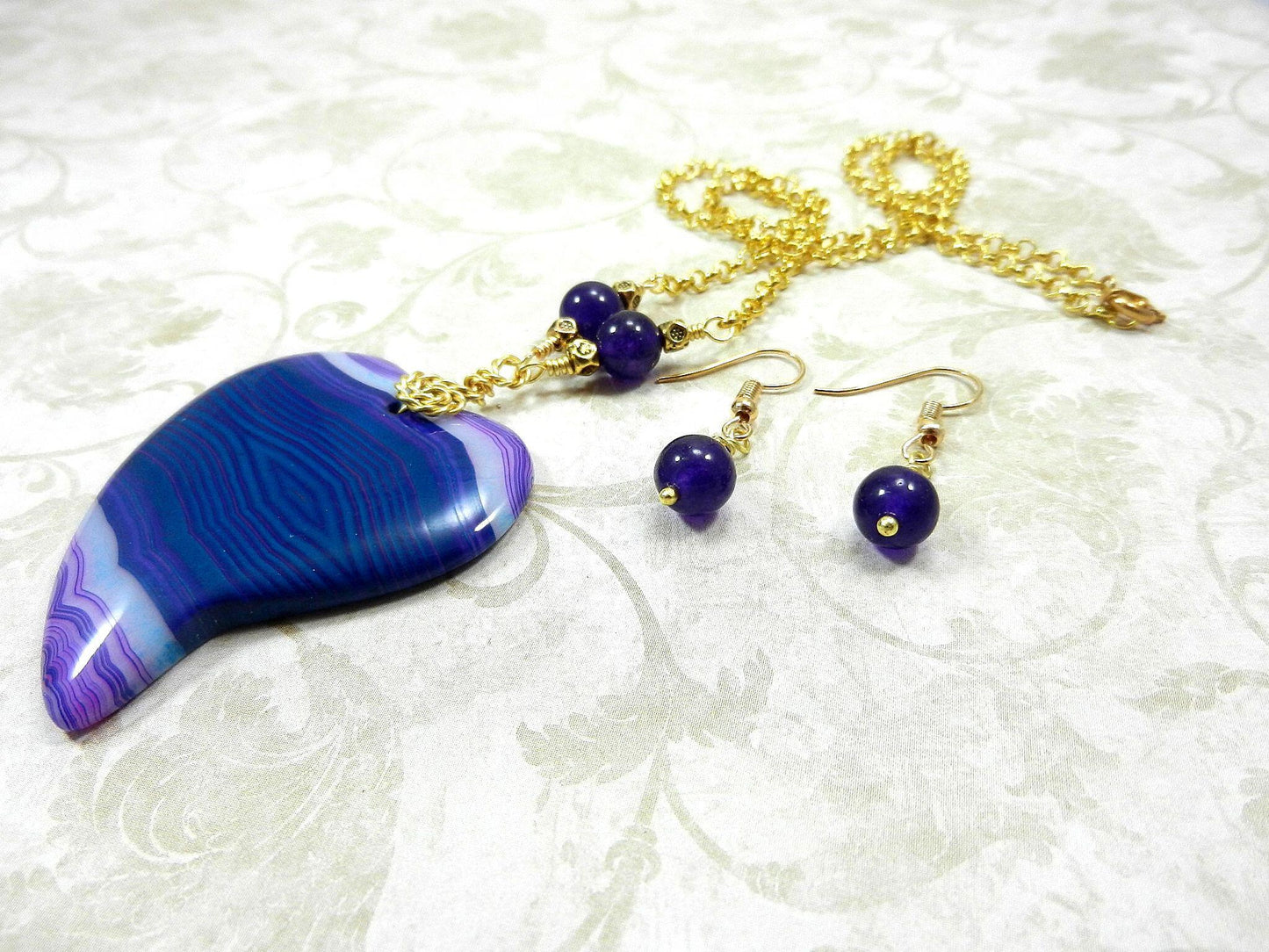 Blue and Purple Agate Heart Pendant Necklace Gold Wire Wrapped with Matching Amethyst Earrings