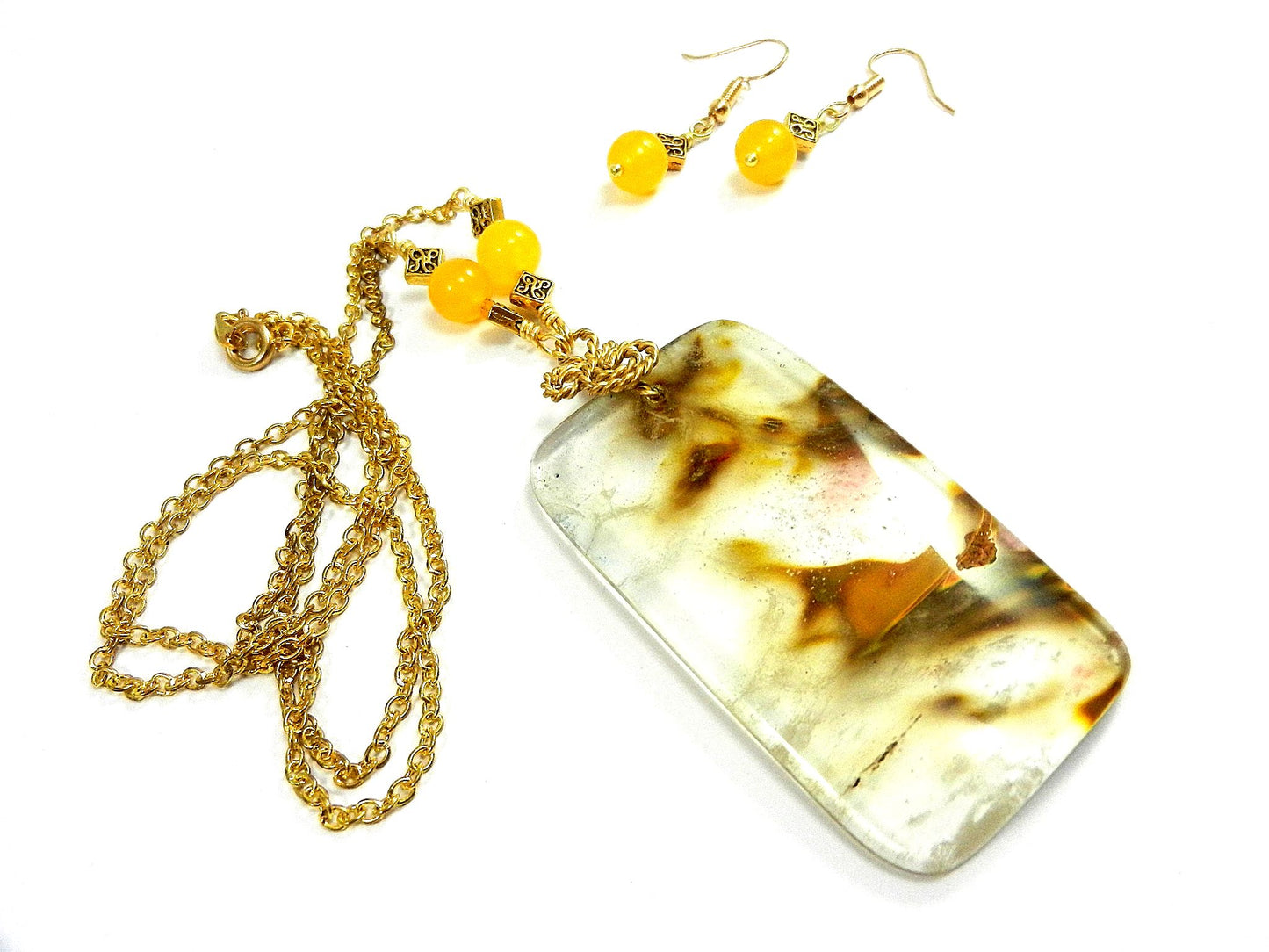 Cherry Quartz Oblong Gemstone Necklace Pendant Gold Wire Wrapped with Matching Jade Earrings