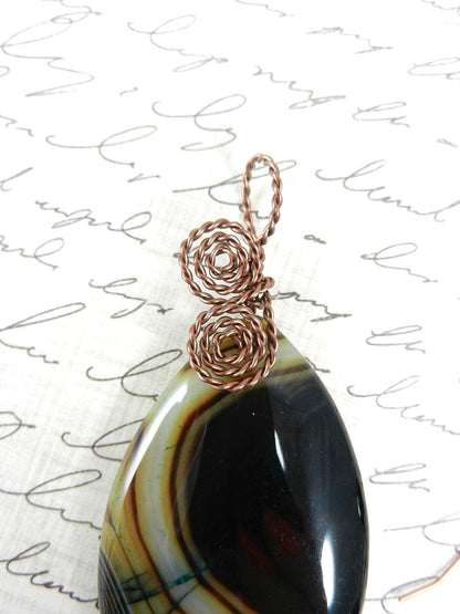Copper Wire Wrapped Black and Brown Agate Gemstone Pendant with Matching Agate Earrings