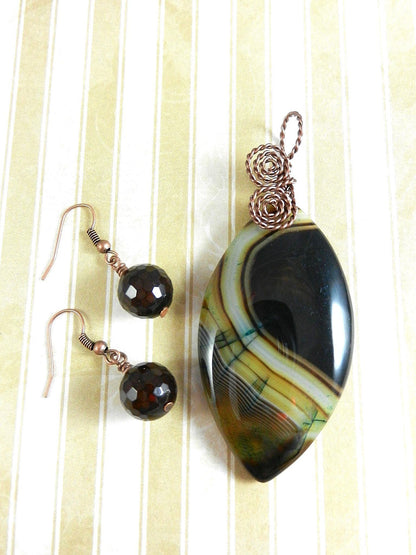Copper Wire Wrapped Black and Brown Agate Gemstone Pendant with Matching Agate Earrings