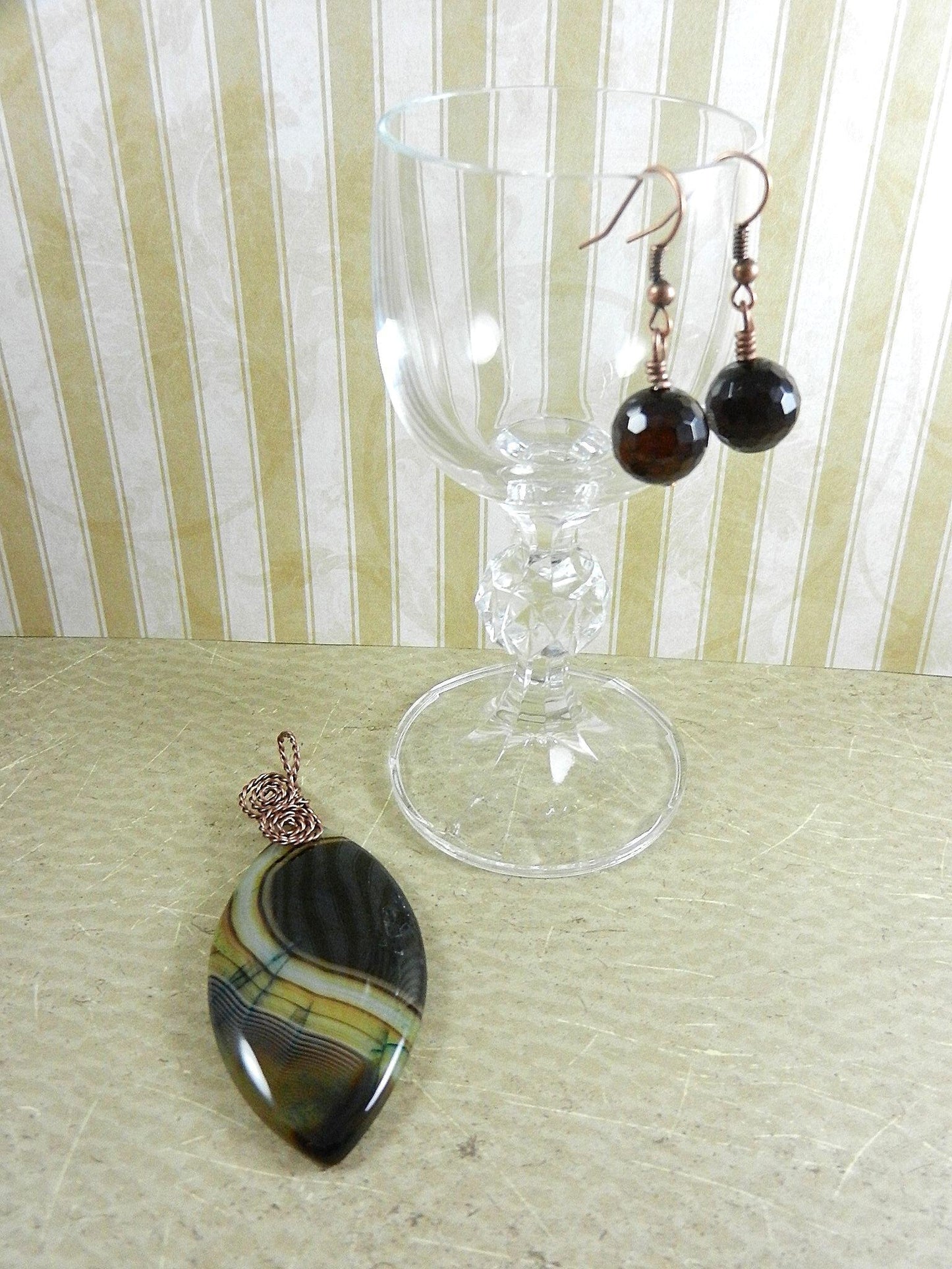 Copper Wire Wrapped Black and Brown Agate Gemstone Pendant with Matching Agate Earrings