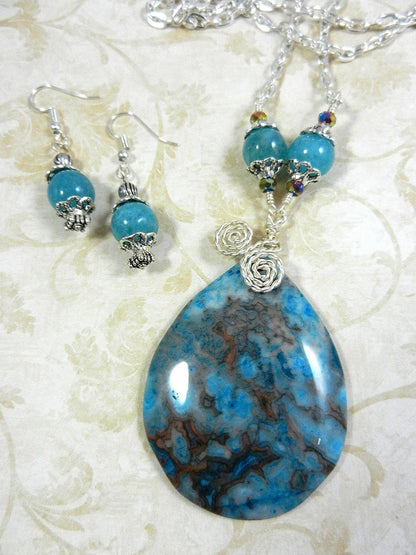 Blue Crazy Lace Agate Teardrop Gemstone Pendant Silver Wire Wrapped Pendant Necklace with Blue Agate Earrings