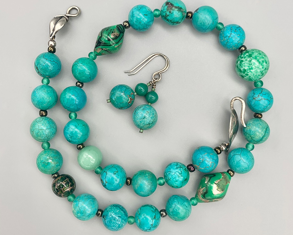 Necklace Set | Turquoise-green round stones, vintage green glass beads