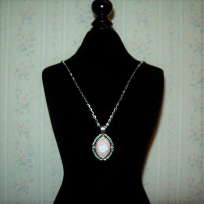 Victorian Rose Cameo Pendant Necklace and Ring Set