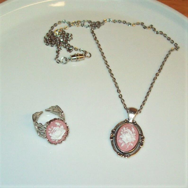 Victorian Rose Cameo Pendant Necklace and Ring Set