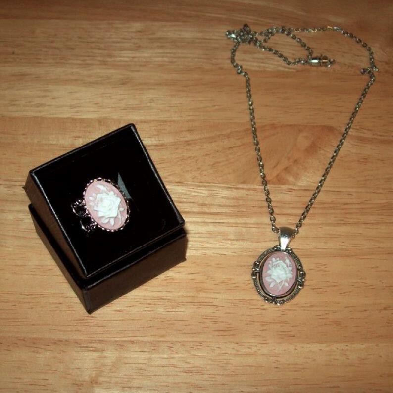 Victorian Rose Cameo Pendant Necklace and Ring Set