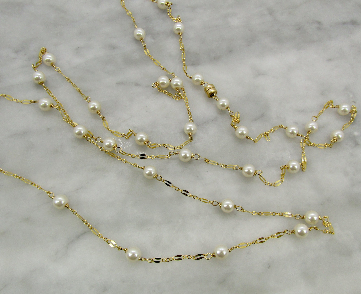 Long 50'' pearl necklace, Pearls and Gold Necklace, Long Adjustable Necklace with a Magnetic clasp